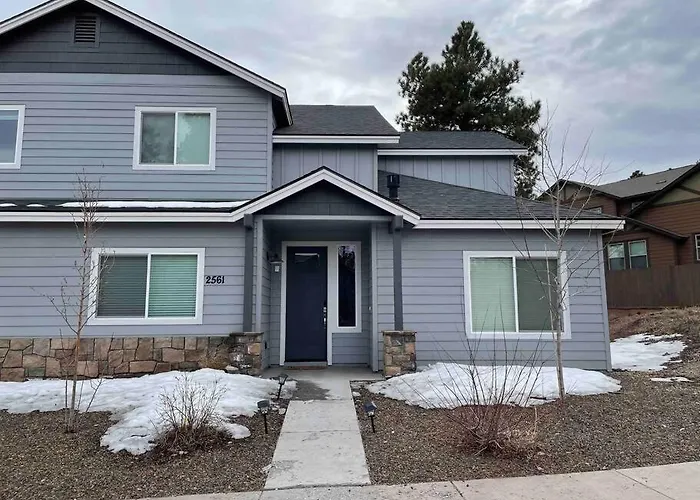 Family Friendly 4-bdrm 3.5 Bath W Guest Ferienhaus